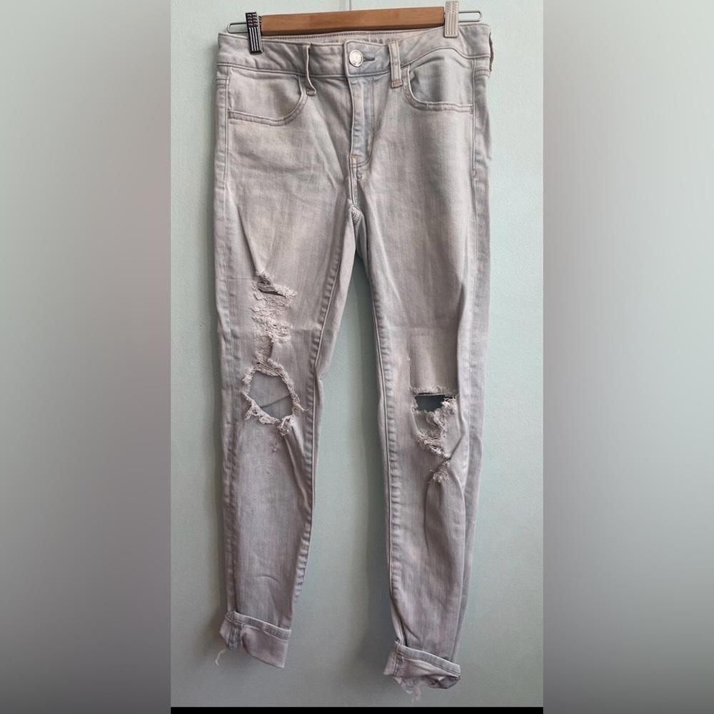 American Eagle Outfitters Light Gray Distressed Boyfriend Jeans